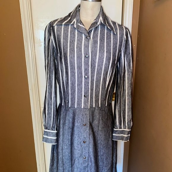 Grey Striped Dress - Picture 1 of 4